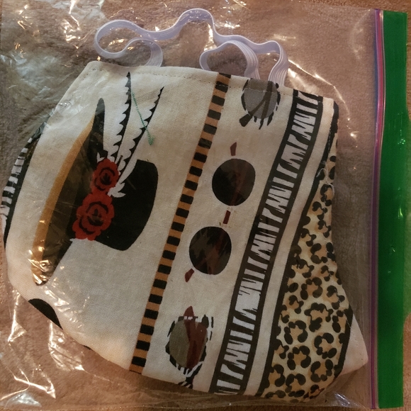 Handmade Face Mask - Picture 5 of 5